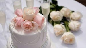Cake and flowers 1